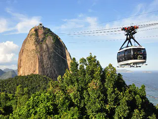 Musica a Morro da Urca: Jazz, Samba e DJ in Pão de Açúcar