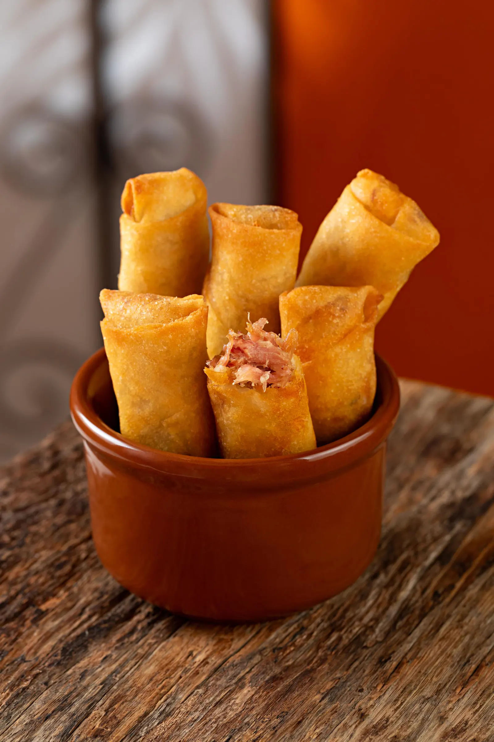 Quimono Pig - Food Winner di Buteco 2014. Harumaki pasta stuffed with pork chop and curd