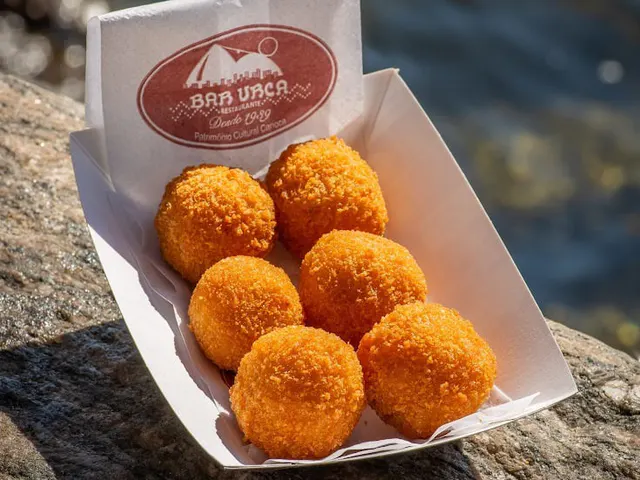 Mini Bolitas de Queso.