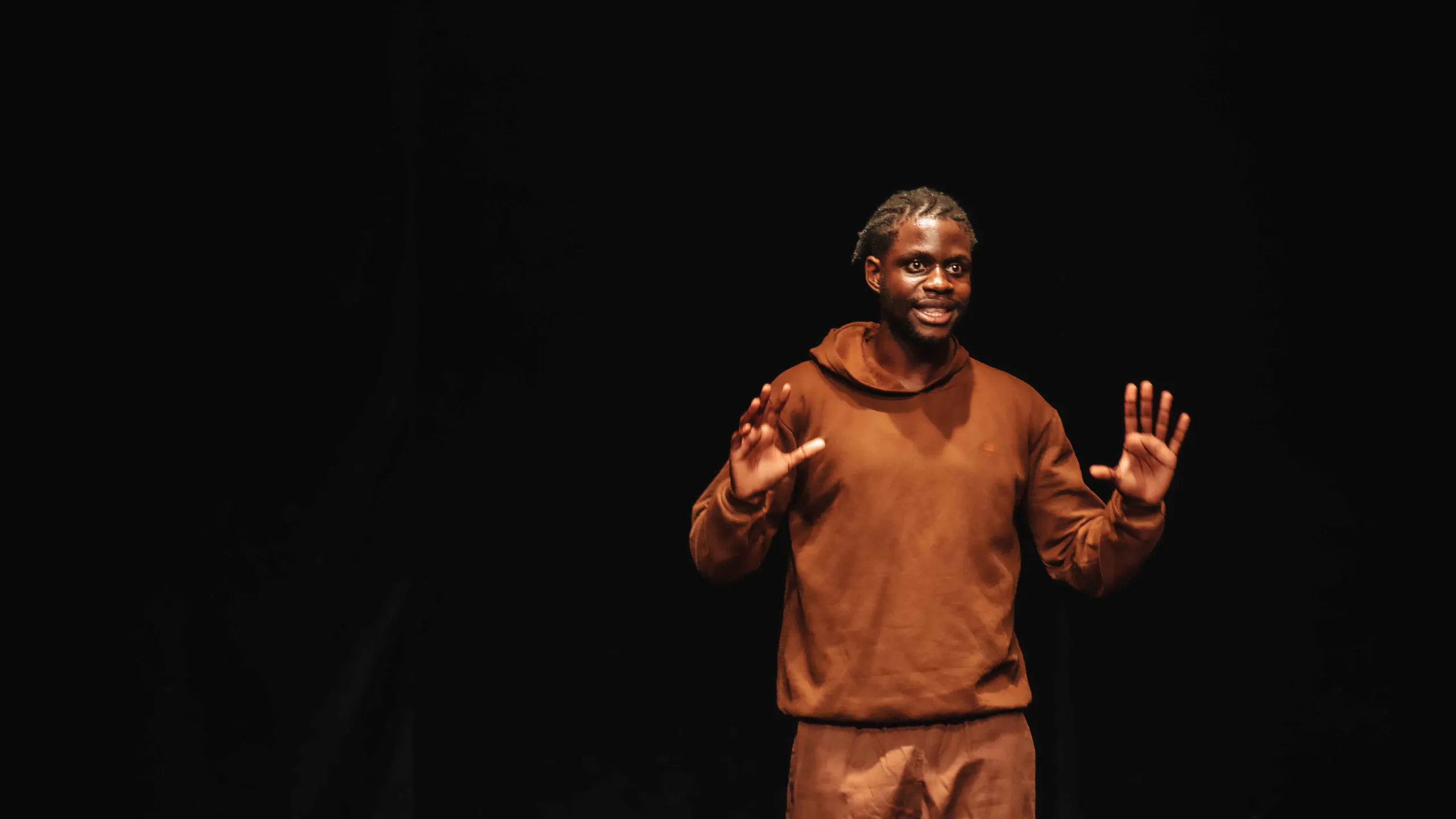 Quebrando Paradigmas, com Lucas Popeta, no Centro Cultural Justiça Federal