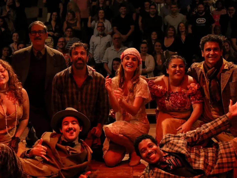 "O Cravo e a Rosa" at Teatro I Love PRIO