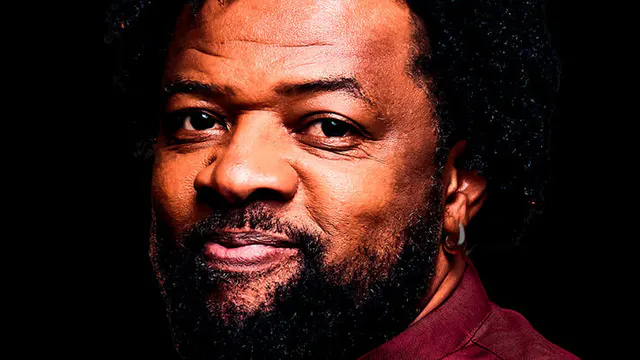 «Xande Canta Caetano» à Vivo Rio