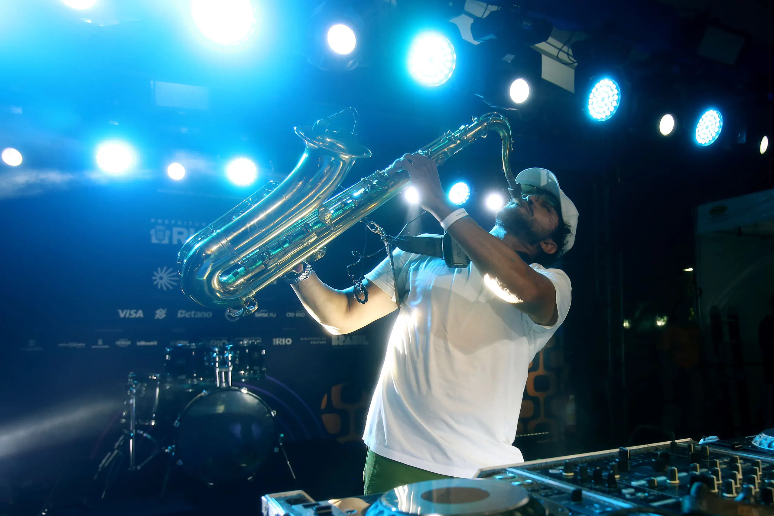 Réveillon 2026 – Stage Sesc RJ Paquetá – Rio – Ryon Sax