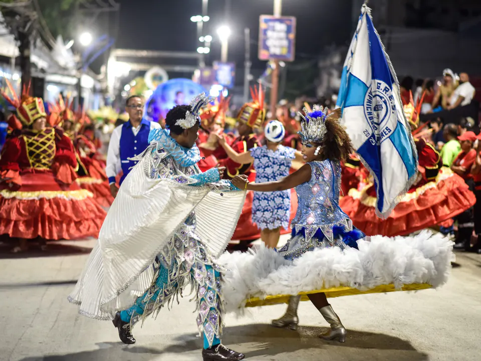 Conheça os sambas-enredo da Série Bronze do Carnaval Rio 2026