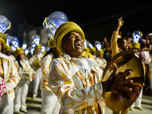 Confira a programação dos desfiles da Intendente Magalhães no Carnaval 2026