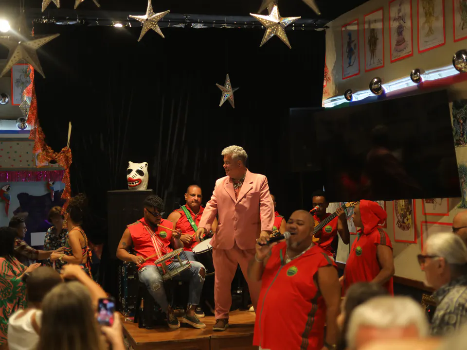 Accademia brasiliana di arti carnavalesche celebra gli Immortali di Samba