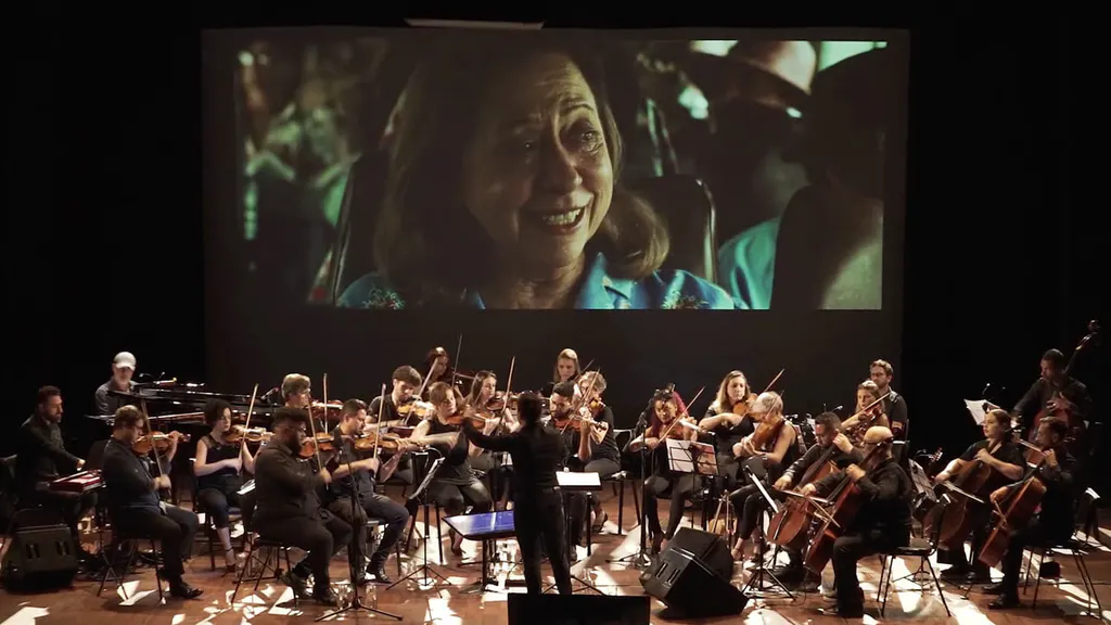 Cine Concerto - Central do Brasil, no Teatro Riachuelo