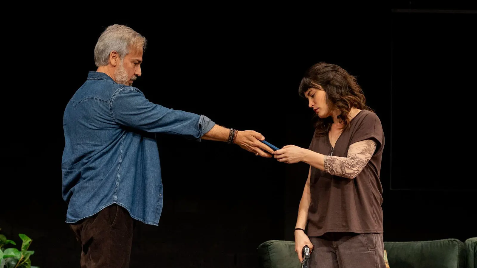 Pida 'DOB' en el Teatro Adolpho Bloch