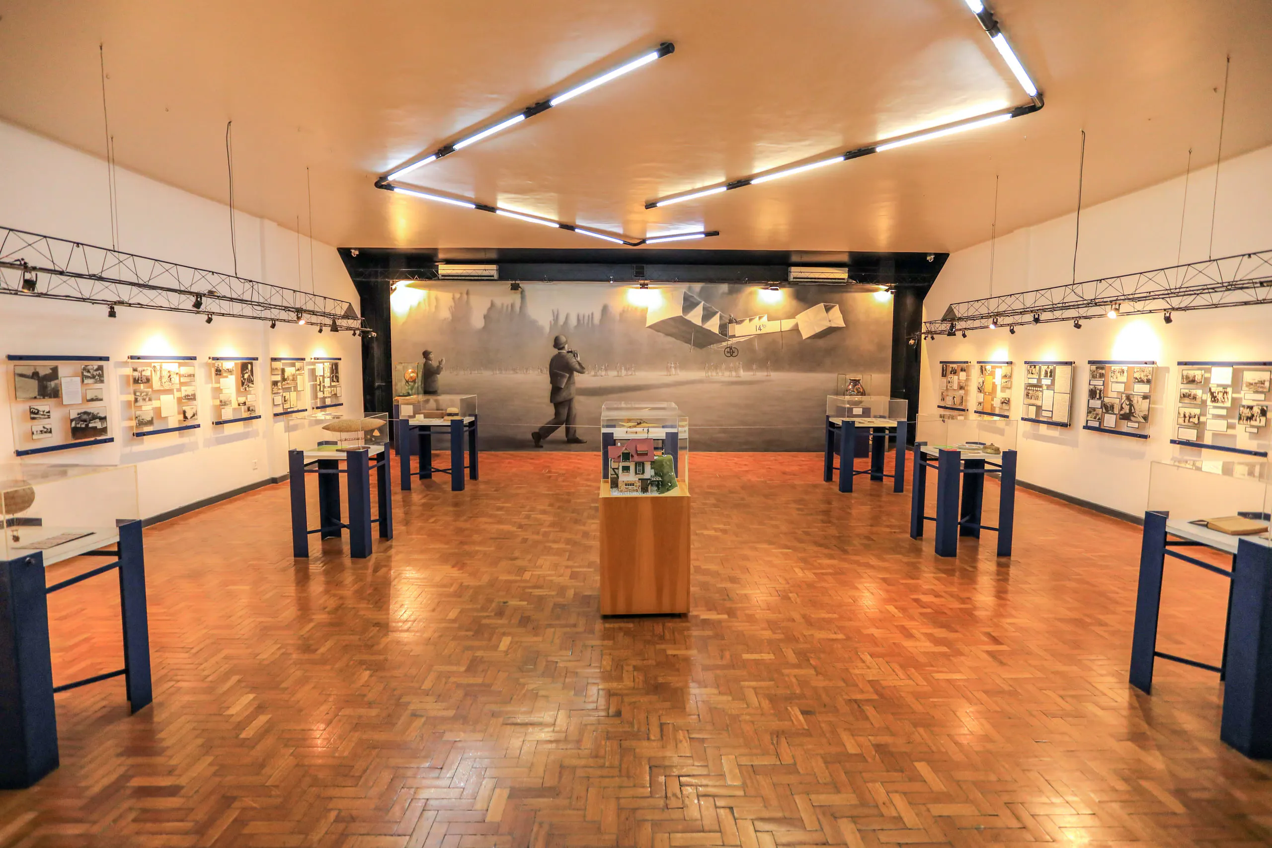 SALA SANTOS DUMONT