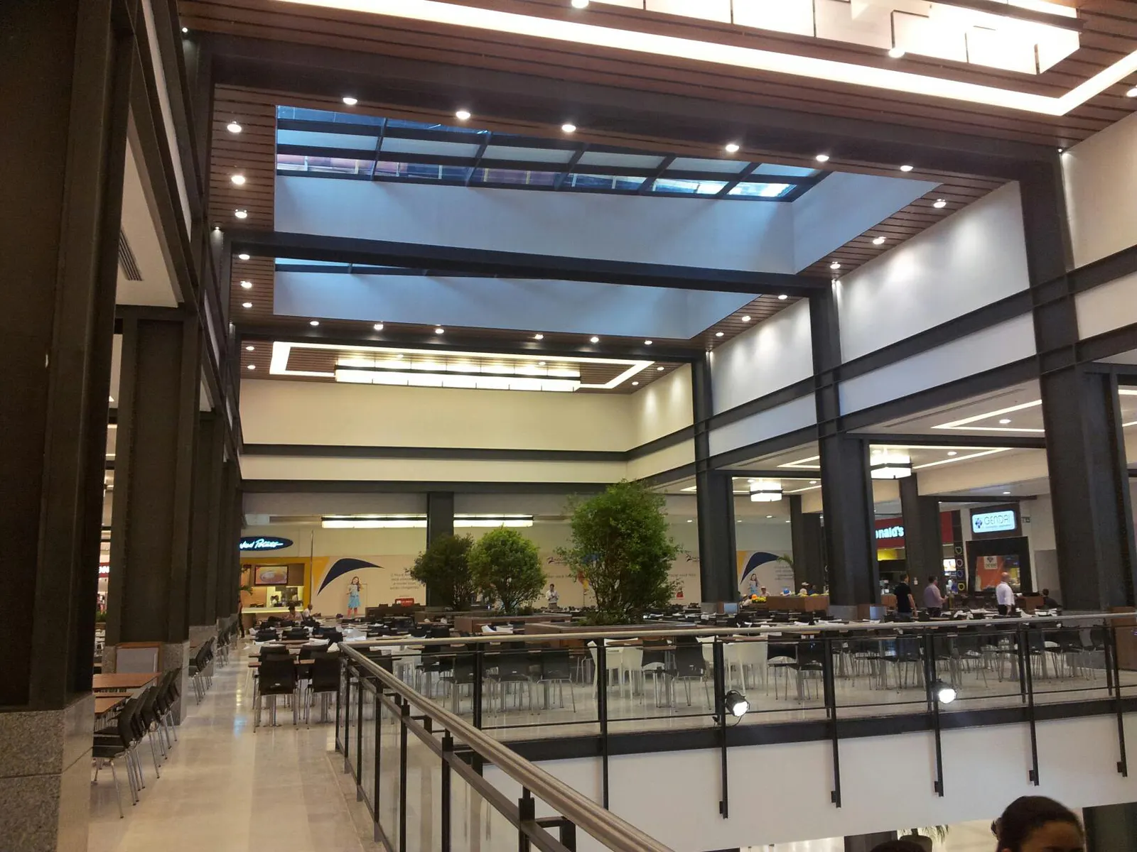 nova praça alimentação