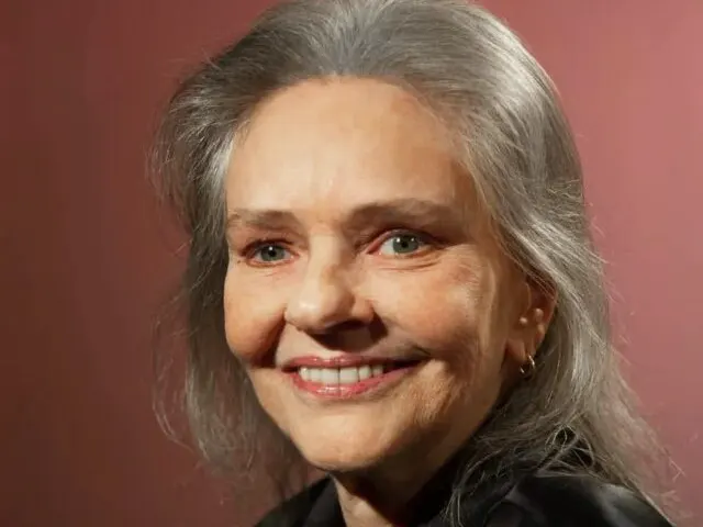Angela Ro Ro al Teatro Rivale