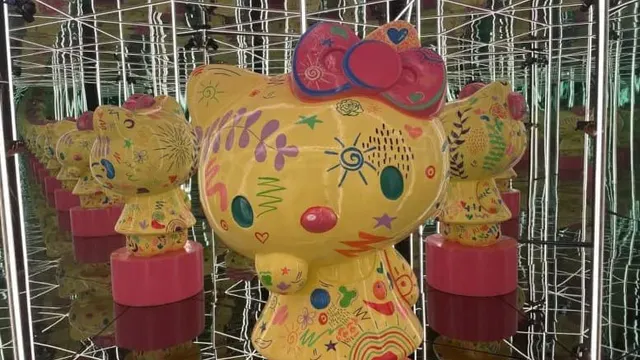 Hello Kitty Parade at AquaRio