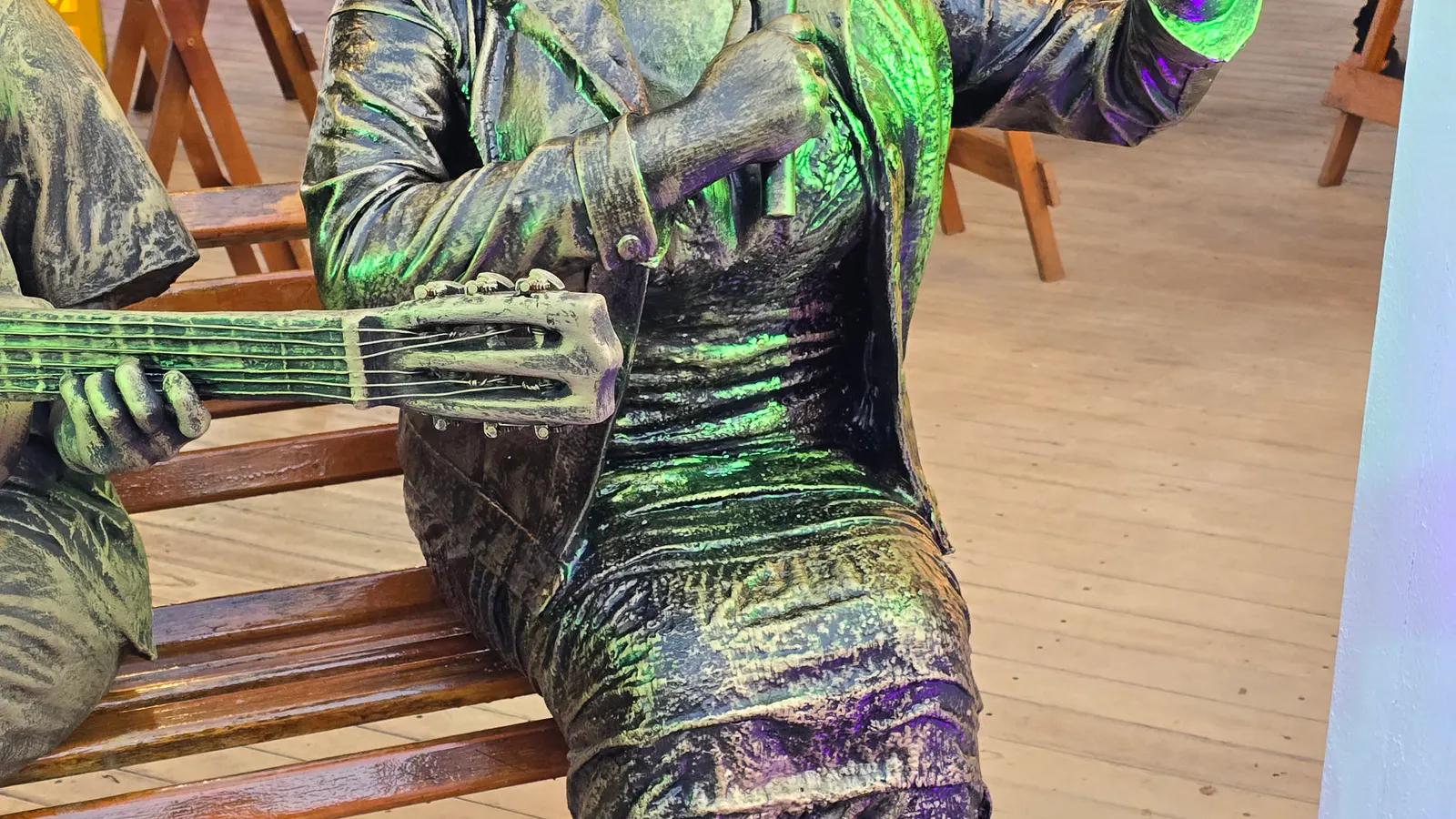 Gil Black Statue in Copacabana