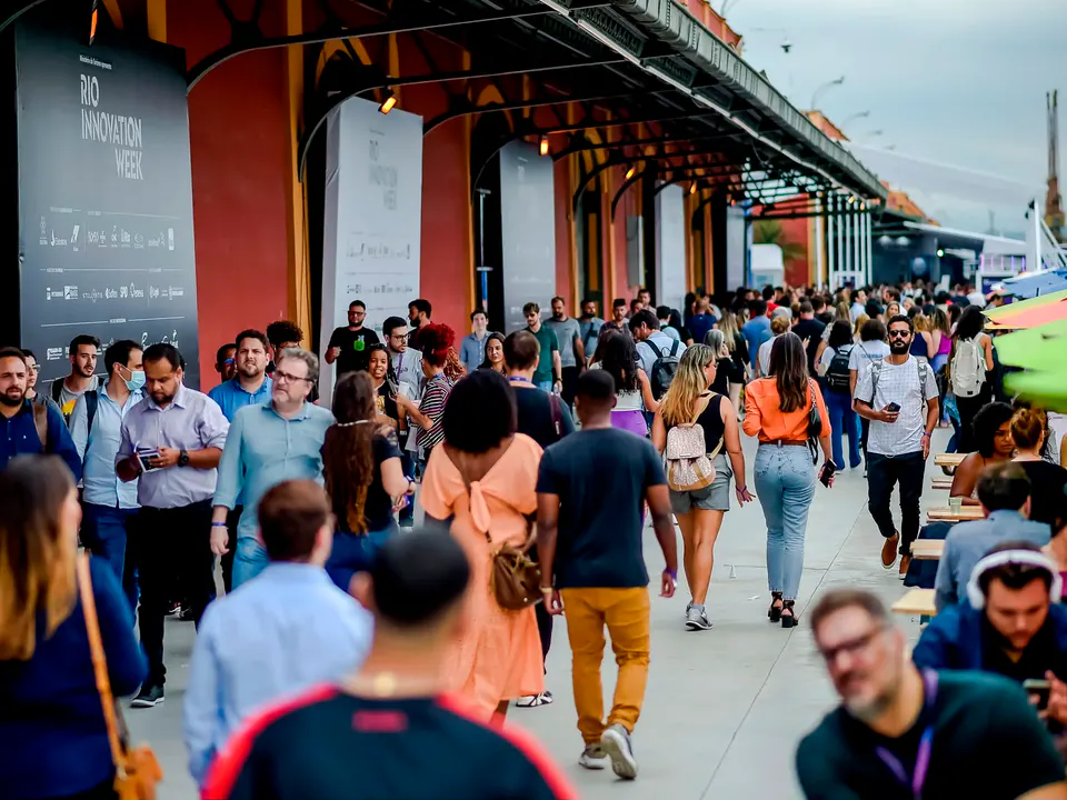 Rio Innovation Week 2026 transforma o Píer Mauá em palco da inovação com experiências imersivas