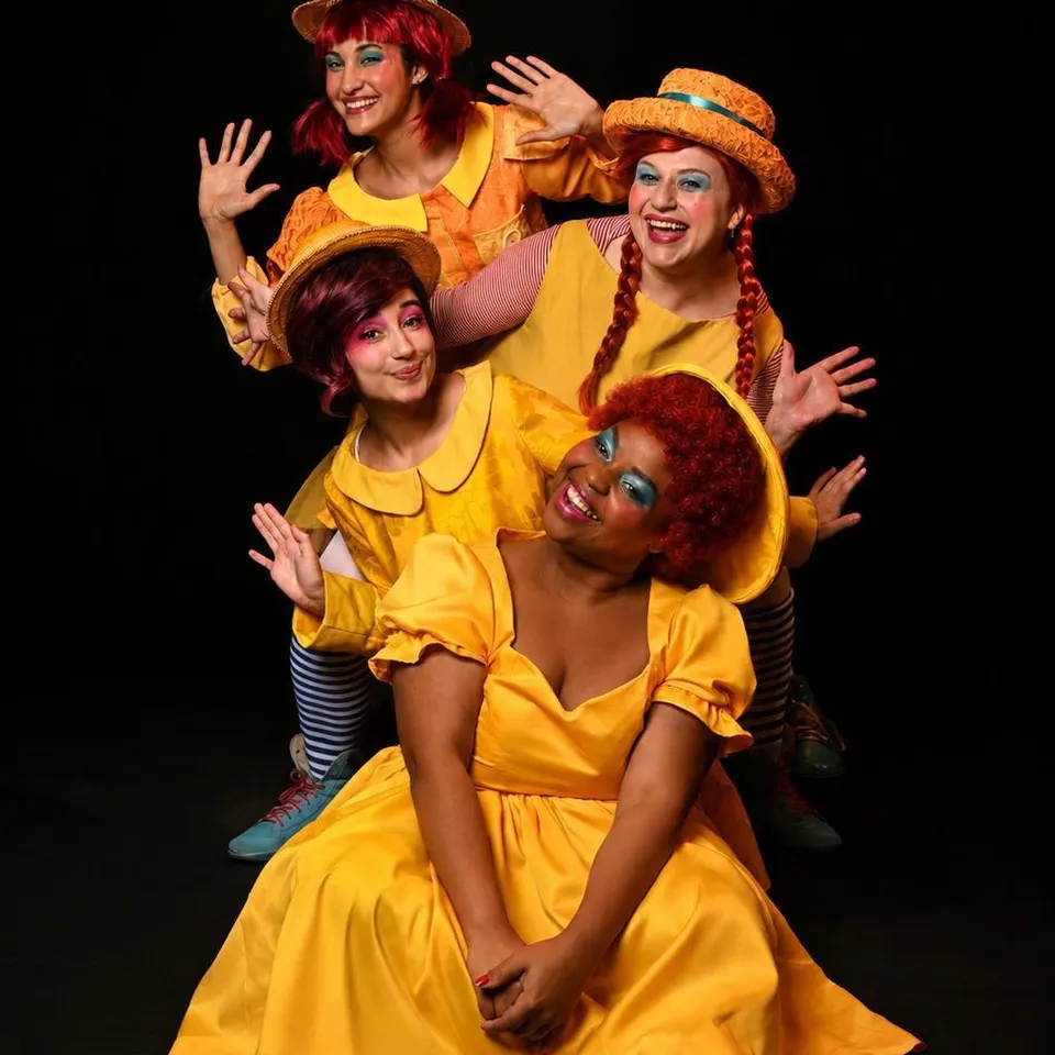 Chapeuzinho Amarelo no Teatro EcoVilla Ri Happy