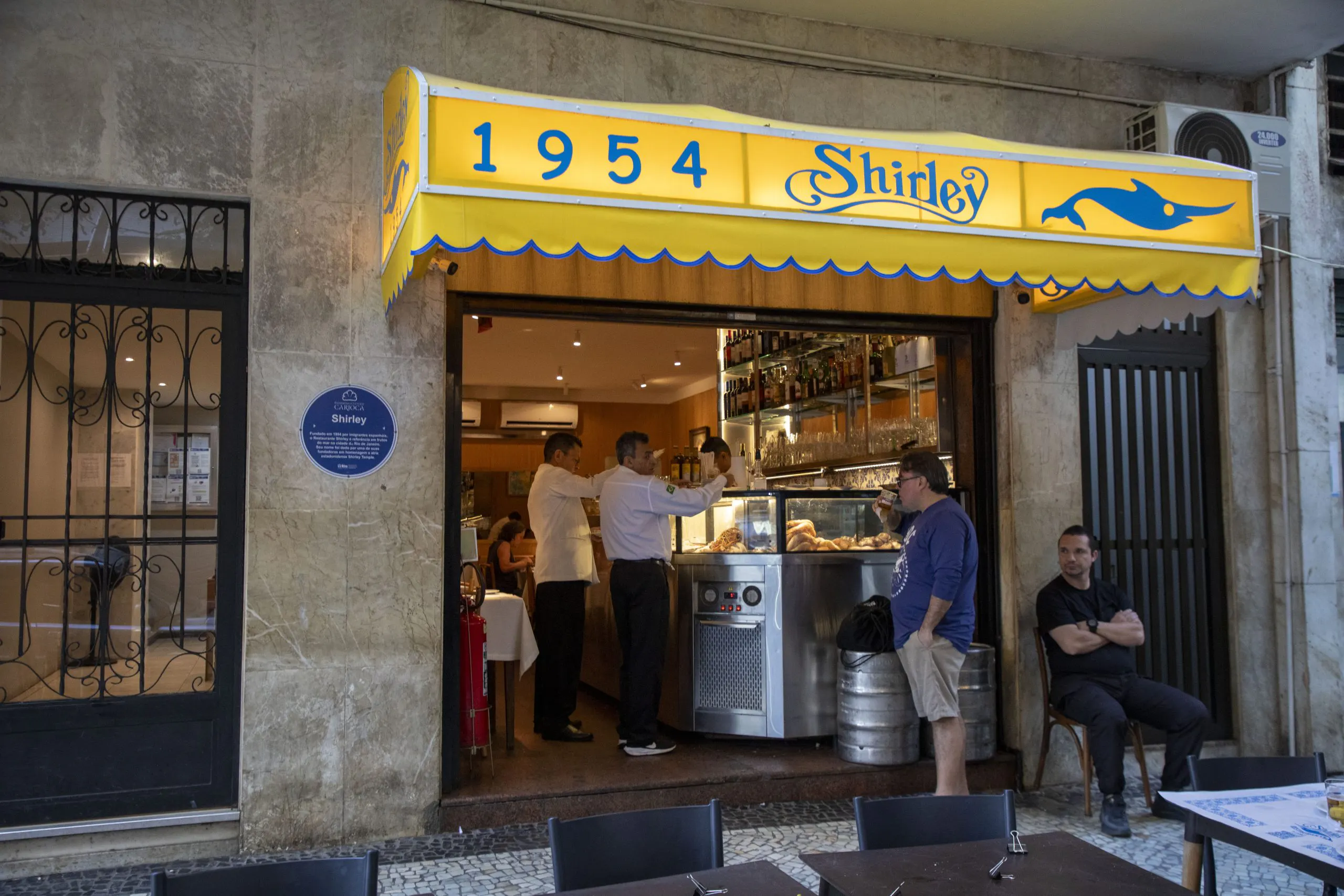 Restaurants in der Nähe von Shirley