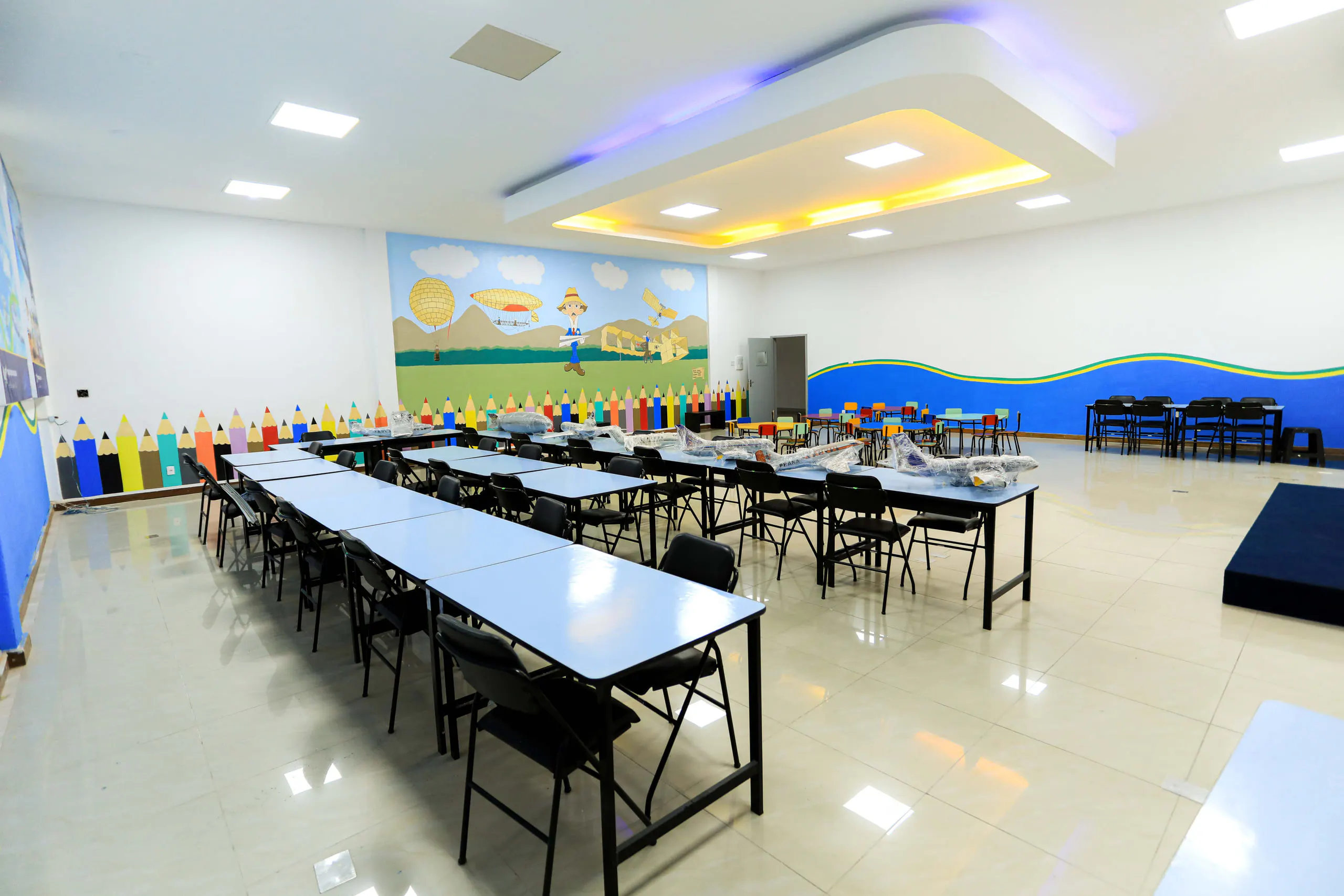 SALA INFLANTOJUVENIS 4