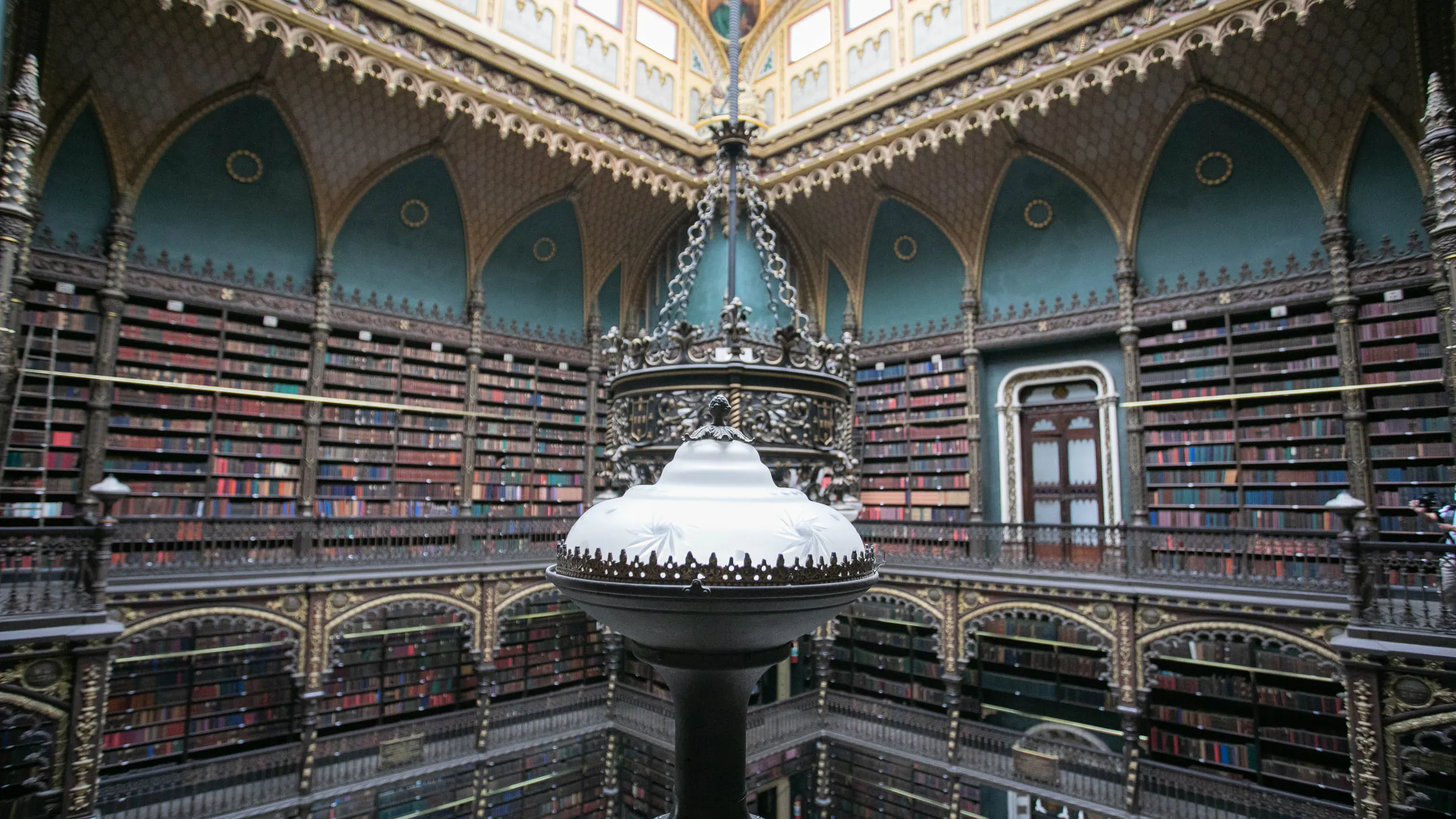 Echte portugiesische Lesung Büro wird zu einer der zehn schönsten Bibliotheken der Welt gewählt - Foto 1