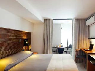 Ritz Plaza