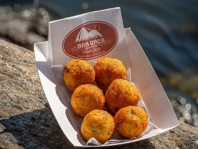 Mini Bolinho de Bacalhau.