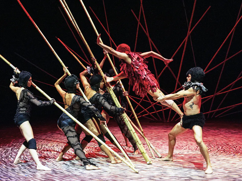 Deborah Colker Dance Company festeggia 30 anni con lo spettacolo "Sagration"