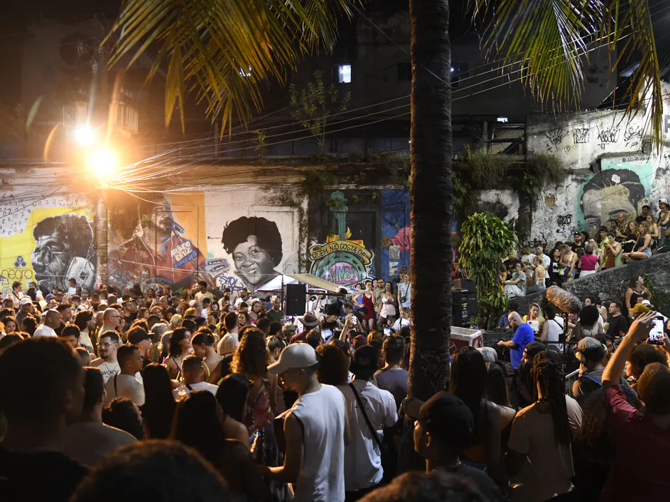 Vedere tutte le samba di lunedì a Rio