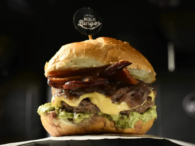 Moto Burger