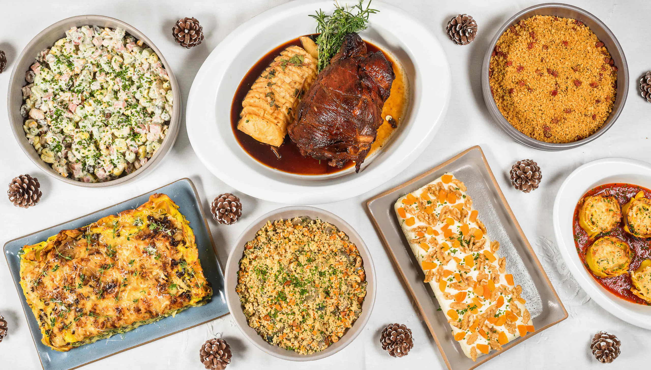 Christmas dinner and Réveillon.