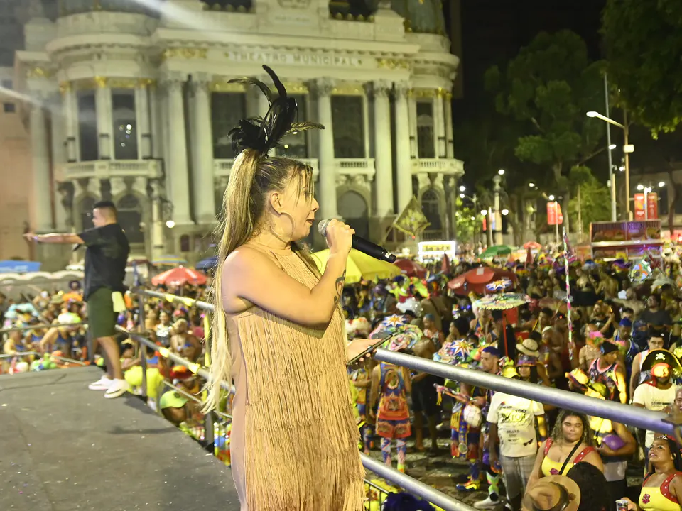 Bailes da Cinelândia agitam o Carnaval 2026 com artistas consagrados e concurso; veja a programação