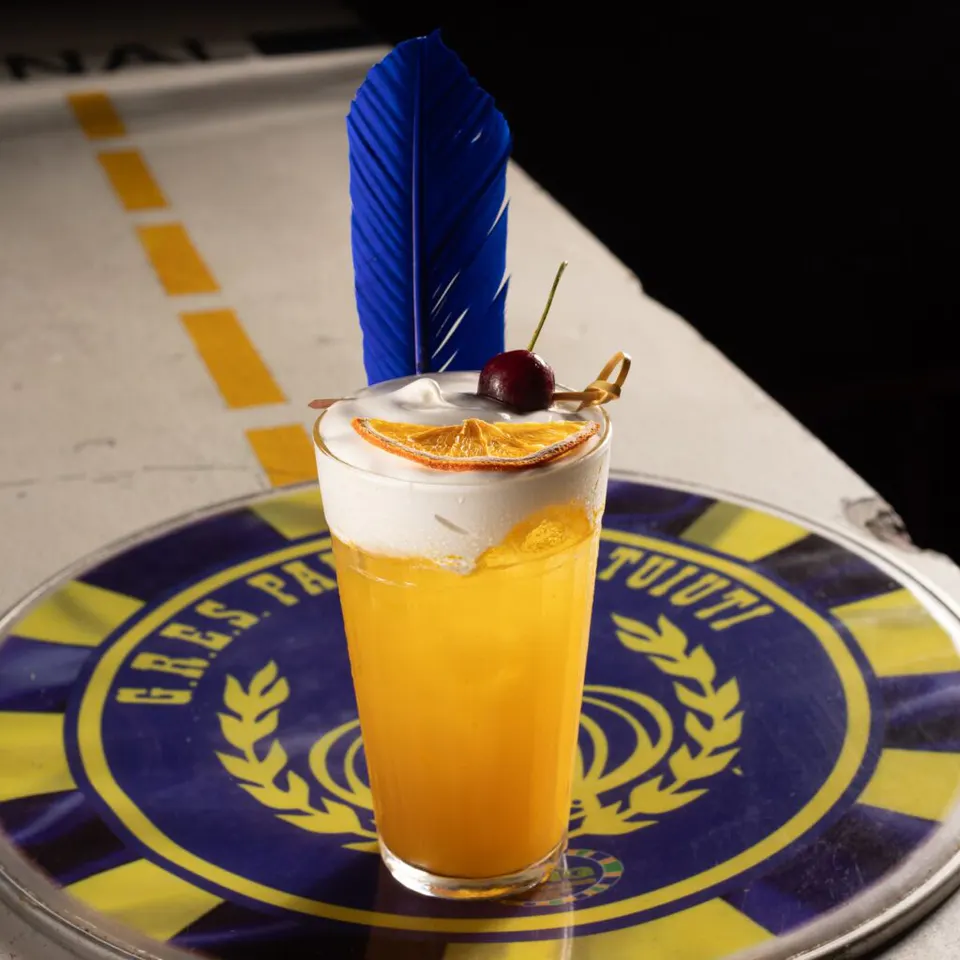 Carnaval 2025のトースト:フォリアの飲み物のスクリプト - 写真1