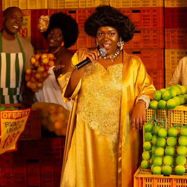 A Pérola Negra do Samba no Teatro Carlos Gomes