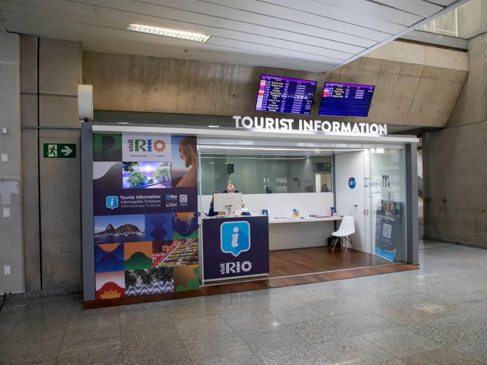 Convênio entre órgãos municipais vai requalificar CATs e fortalecer o turismo no Rio