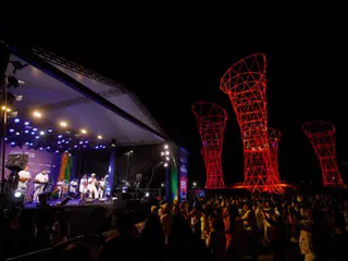 Dal samba al fascino, Réveillon 2026 porterà musica e celebrazione ai parchi della periferia di Carioca