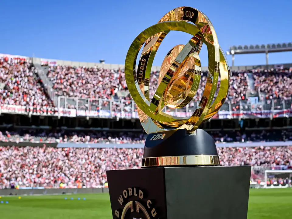 FIFA Super World Club Trophy جولة تصل إلى ريو
