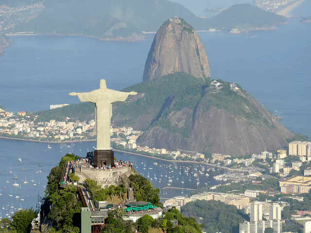 Rio inicia 2026 com recorde de visitantes estrangeiros