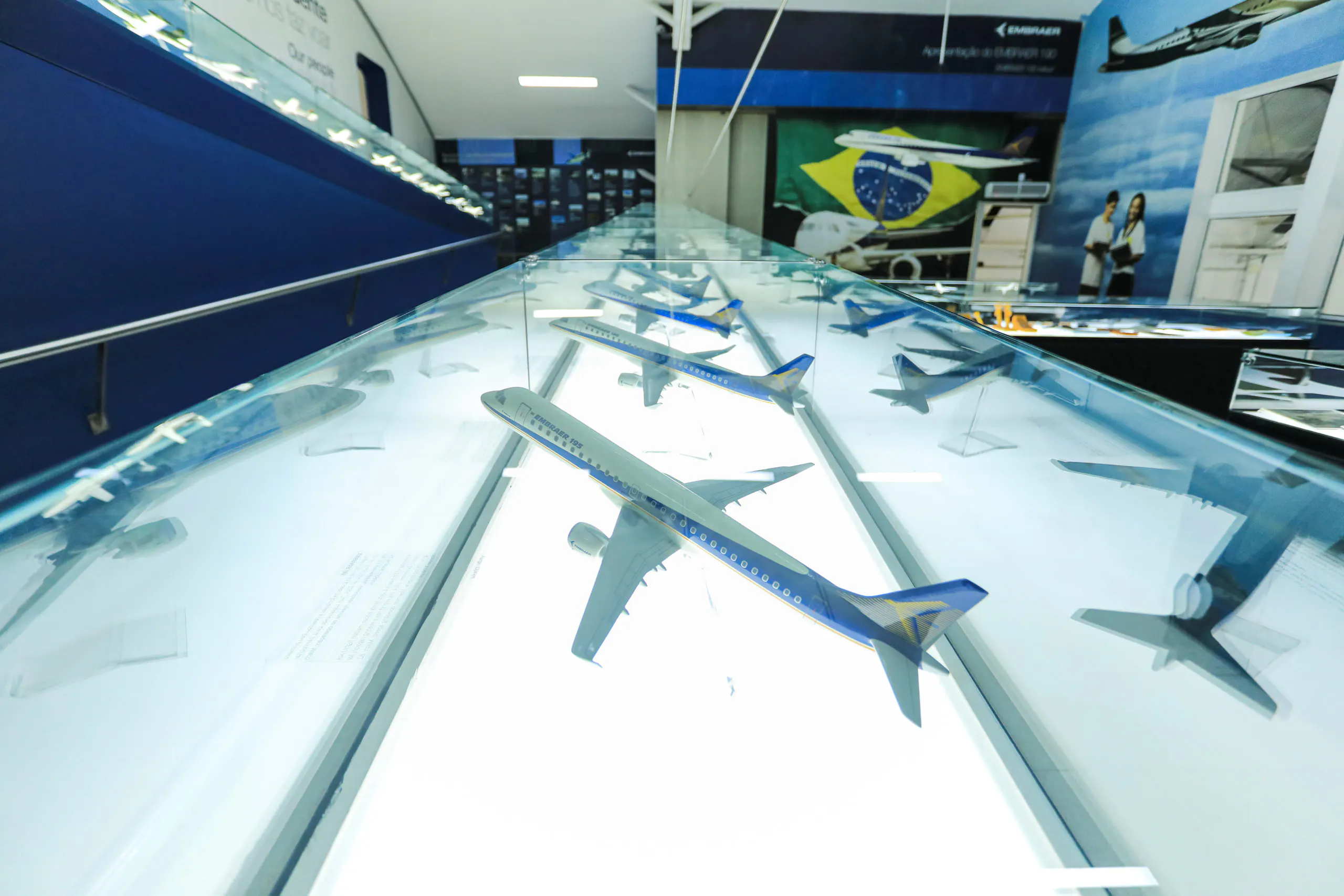 EMBRAER 3
