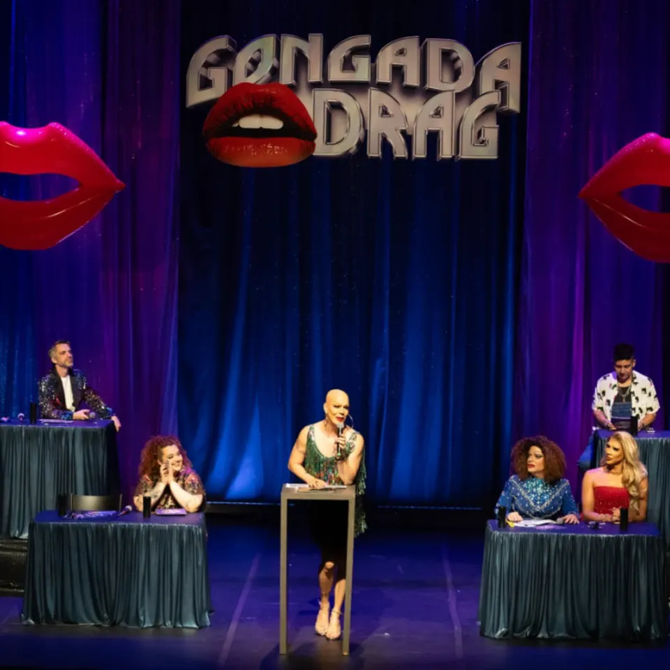 Gongada Drag Especial de Natal - Riachuelo Rio Theatre